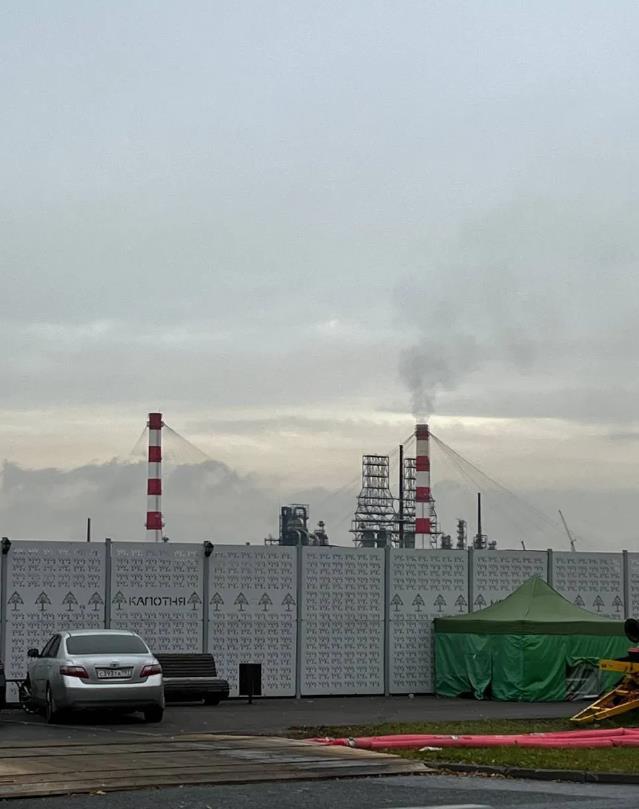 俄罗斯军方终于意识到，攻击乌克兰的军事设施和电厂，就如同给对方挠痒痒，根本造不成