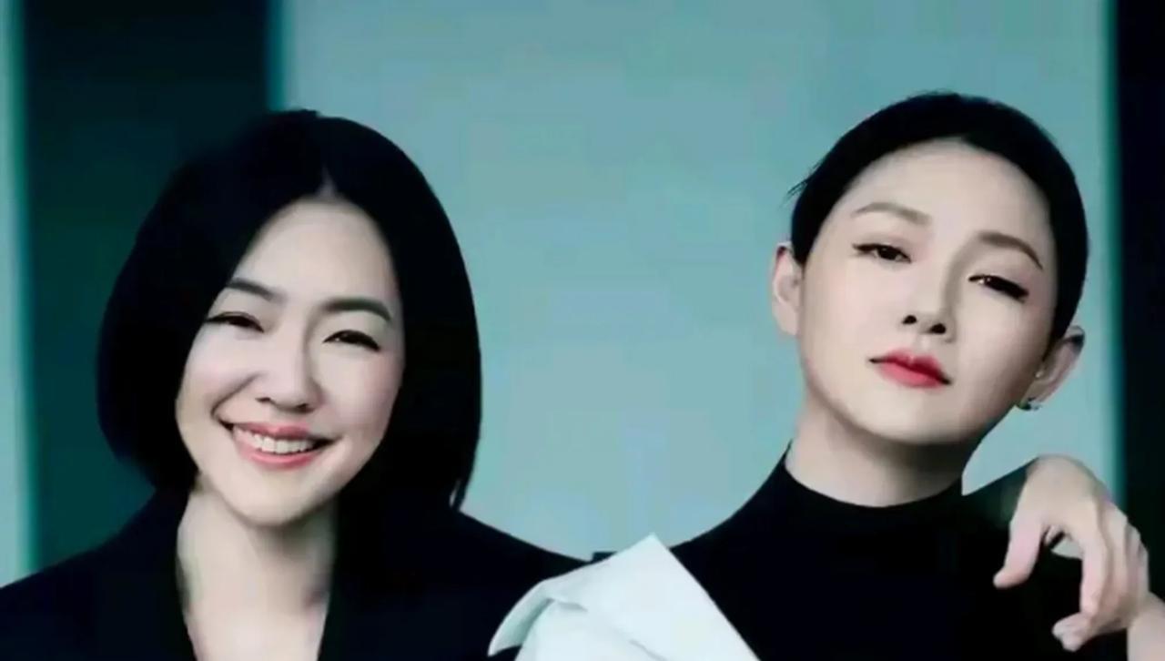 张兰、汪小菲被封的确大快人心，可我觉得小S一家并非全然无辜，反倒透着些许诡异。