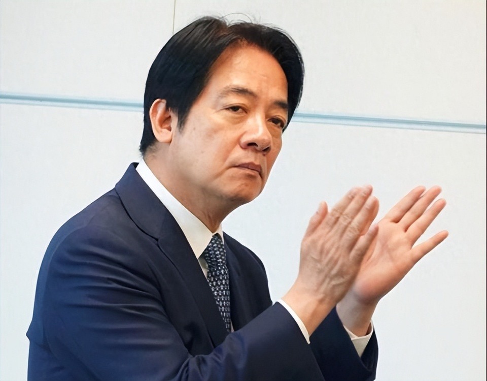 短短72小时，赖清德3次求大陆谈谈，大陆直接提出1个条件！在近些天以来，赖清德罕