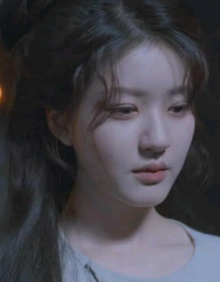 赵露思的剧失败是因为她只剩追求好看了。她已经失去了演戏本心，为了美而美，演的戏就