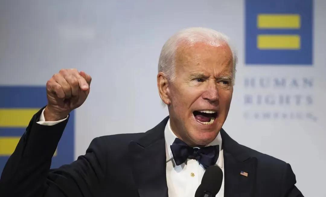 拜登，该拜拜了，还这么闹腾！
拜登政府离垮台仅剩四五天时间，这几天如同疯狗一般，
