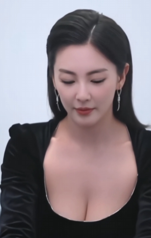 张雨绮 一个追求者排到法国的女人