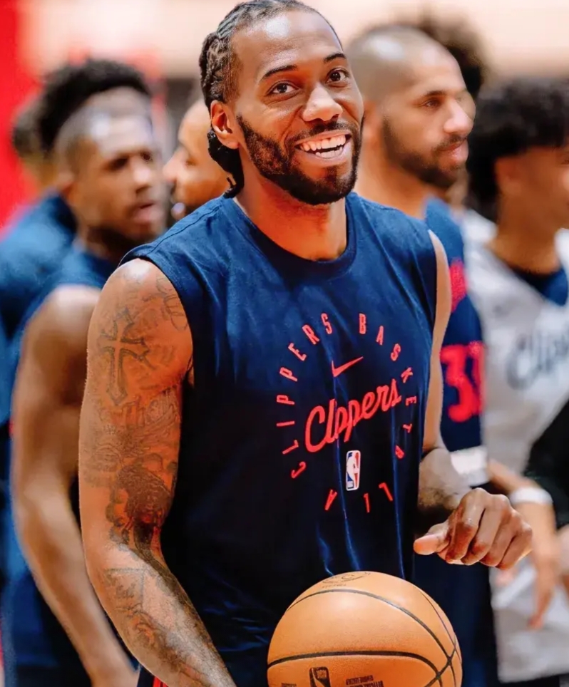 睡意阑珊之时！NBA传来了3个不得不说的重磅消息：

第一，终于要回来了！下场快