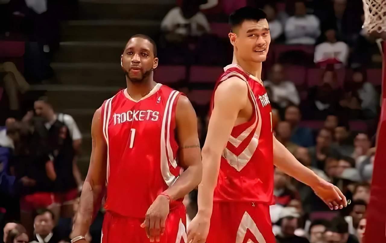 当年的姚明和麦迪组合为什么夺不了冠军？