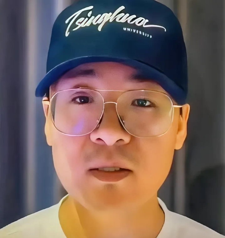 马翔宇真的太不容易了！
他为什么直播时情绪又崩溃了？

原来是他正在直播的时候，