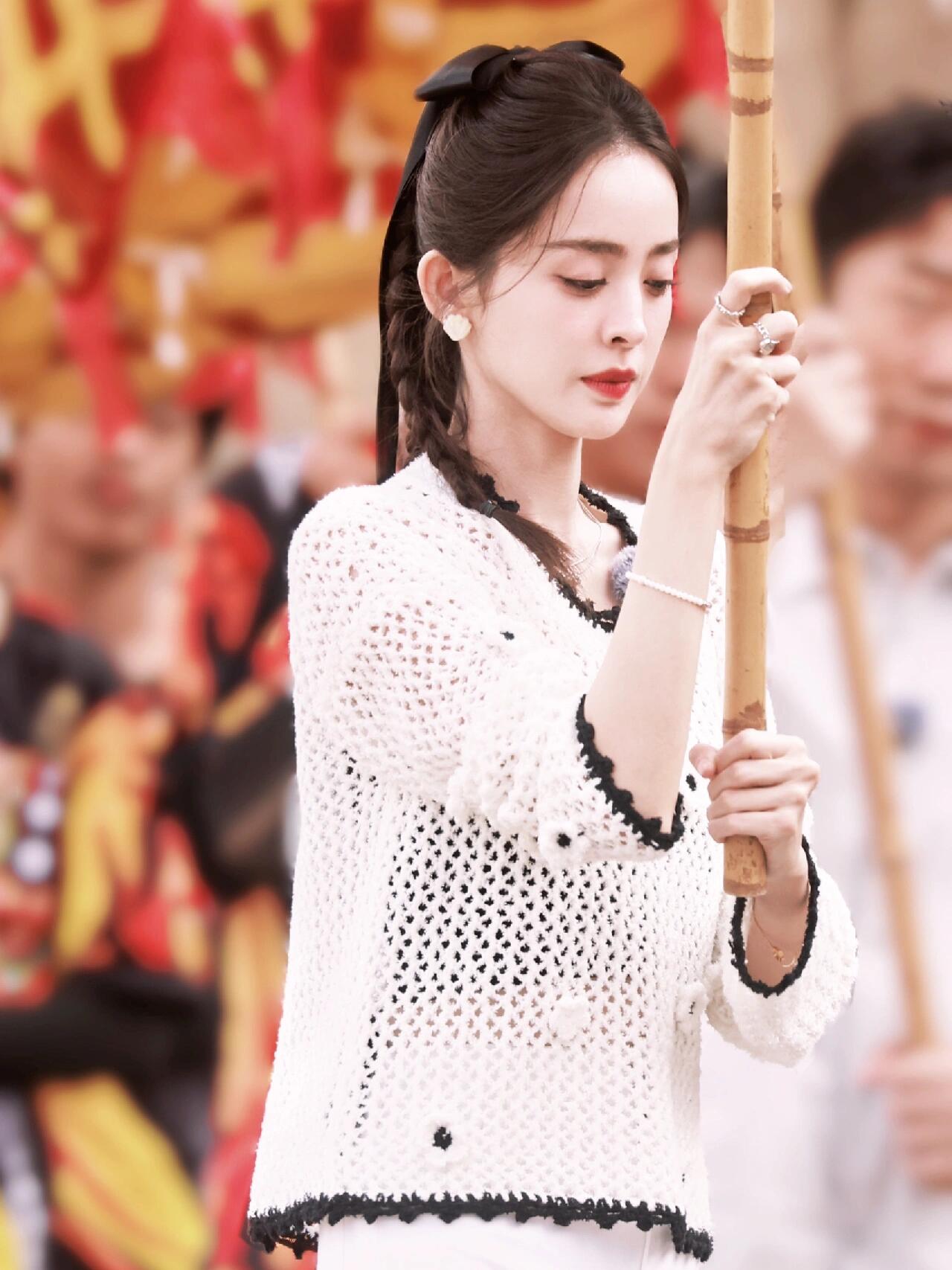 娜扎美到简直易如反掌