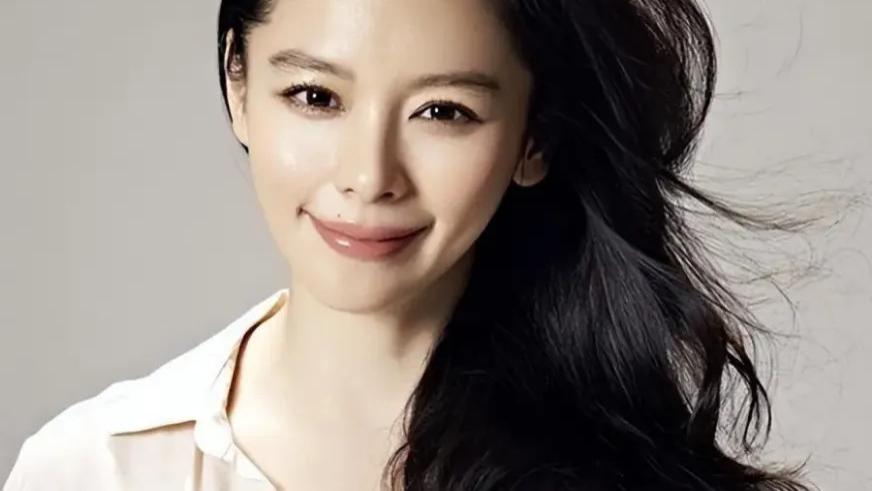 一脱成名的台湾玉女，为生儿子被扎300针，如今离婚又患癌，她太惨了