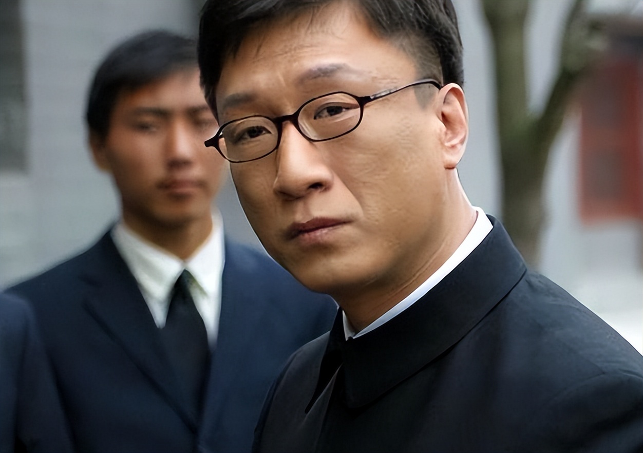 近9届“飞天视帝”男演员演技排名：孙红雷第四，李幼斌第二，第一名杀疯了（飞天演员表张小斐）-第17张图片-九妖电影