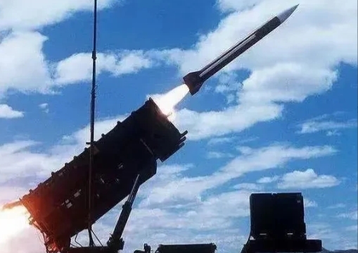 也门胡塞武装发表声明，已经向以色列发射了高超音速导弹！