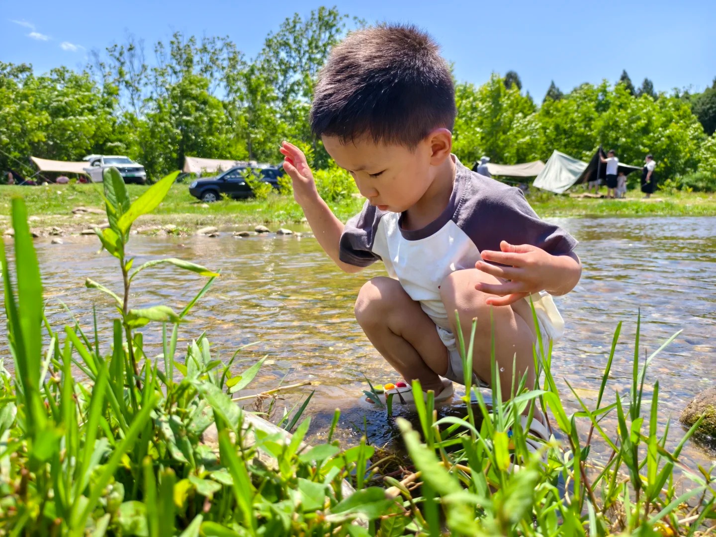 绵阳📍玩个水
#户外玩水 游仙望江村 有一出浅水滩，跟适合夏天带娃去玩水，浅浅