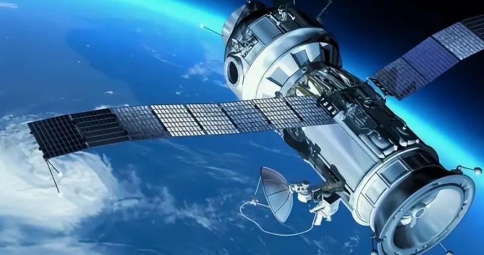 中国：那怎么办？要不你们报警吧。
中国北斗系统已经成为了一套成熟的平台，目前除了