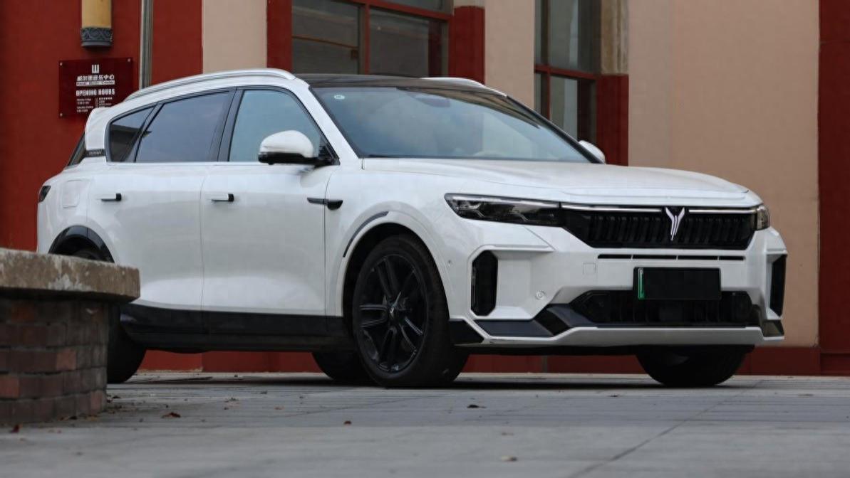 年轻家庭买高品质SUV，大五座+4.8s破百的岚图FREE，能否成首选？