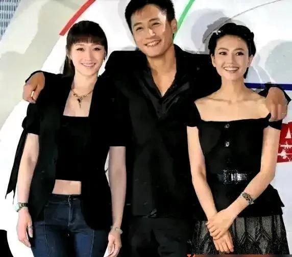 48岁李小冉和46岁高圆圆同框，撕开内娱审美的3大潜规则！
没想到，寡淡美才是医