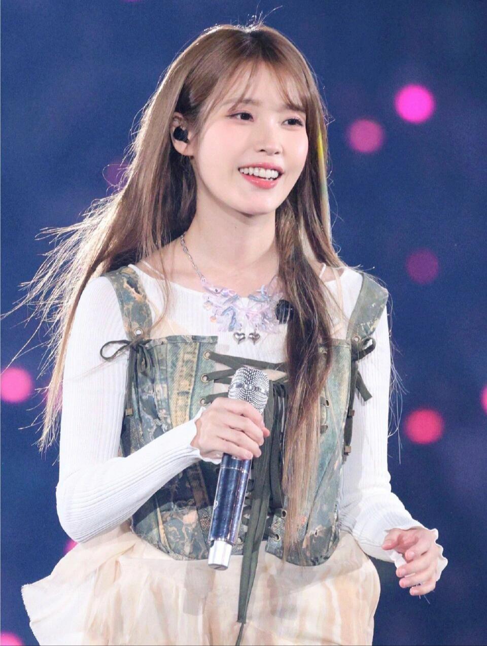IU：超哇塞的，有米又有实力
