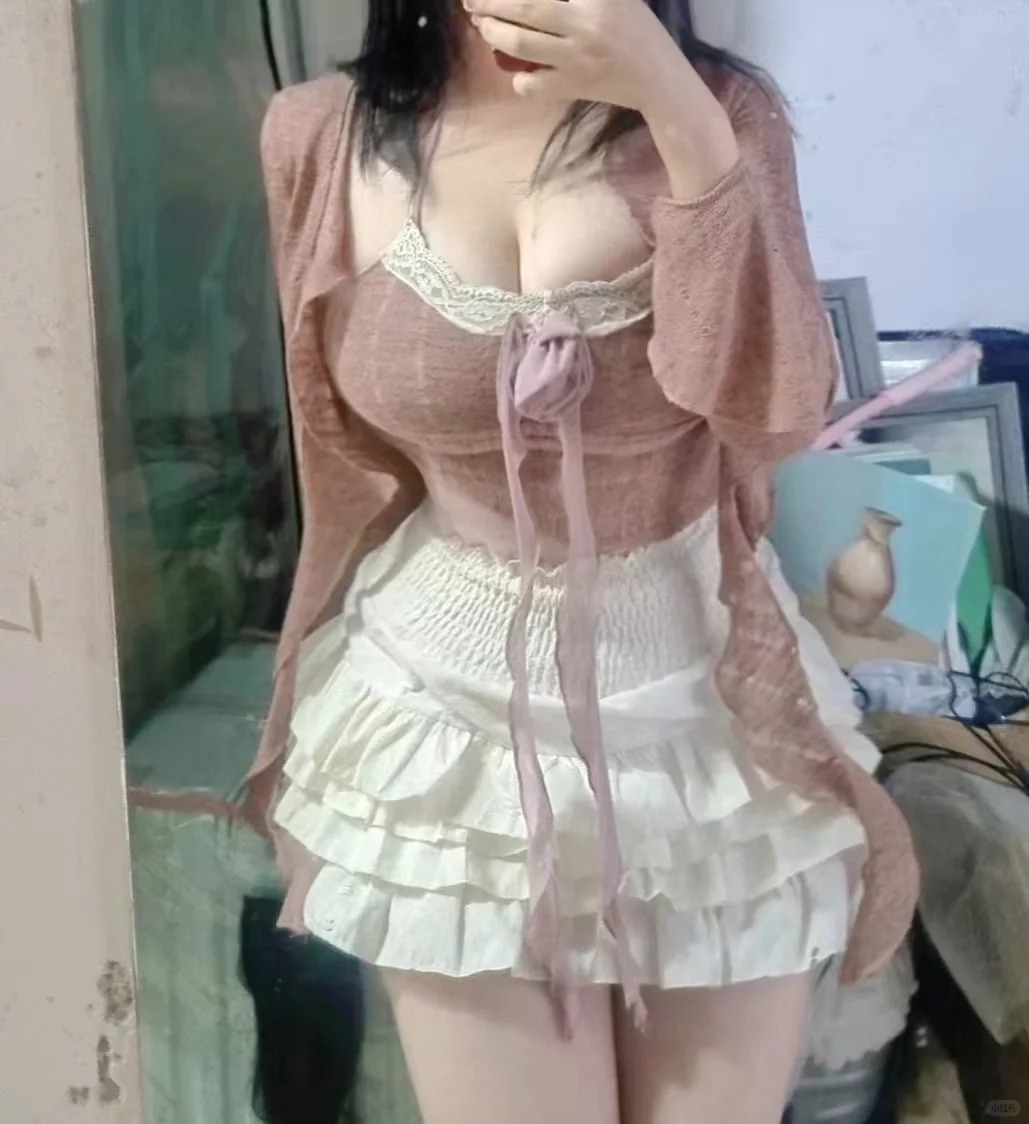 今天穿搭
#微胖 #肉腿 #穿搭