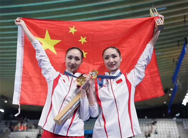 8月18日上午，奥运双冠花游双胞胎姐妹王柳懿、王芊懿衣锦还乡，回到祖籍地惠城区汝