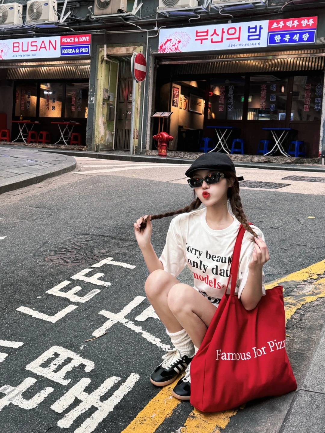 香港🇭🇰喜欢旅行中的自己～越随意越好看！！
是中环街头暴走的一天
坡真的好多