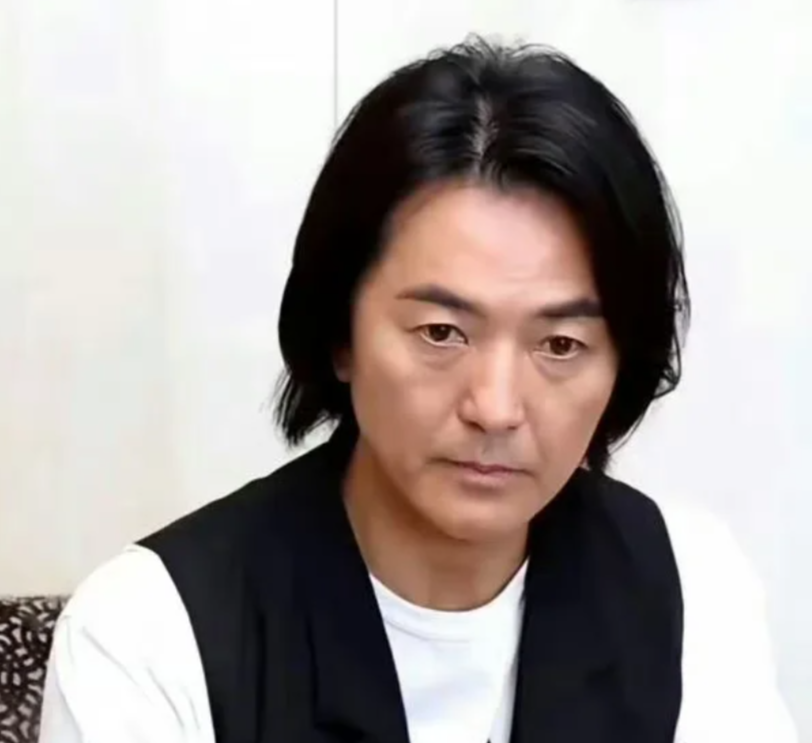 这竟然是郑伊健，就这么老了吗？