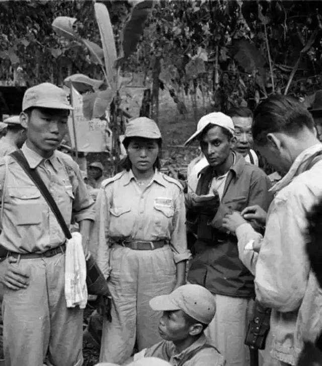 1950年1月底，李国辉得知云南国军主力被歼灭的消息后，带着手下残军1000多人