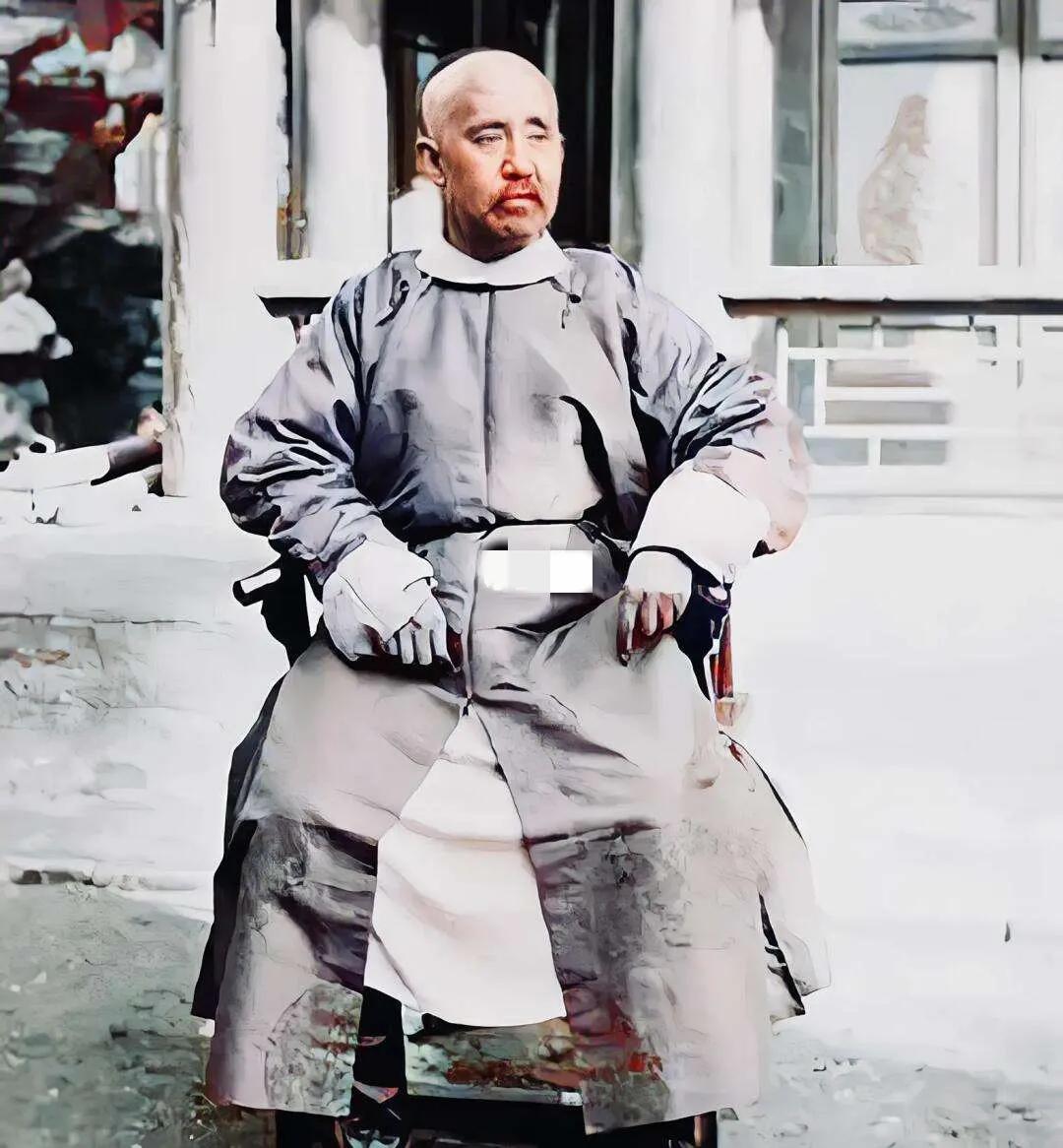 僧格林沁的死，对清朝来说是一个巨大的转折。僧格林沁在清朝的地位类似于秦朝的章邯，