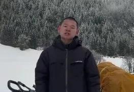 湖远行向西藏地震灾区捐款300万。
湖远行常年在国外独行，记录自己一路上的所见所