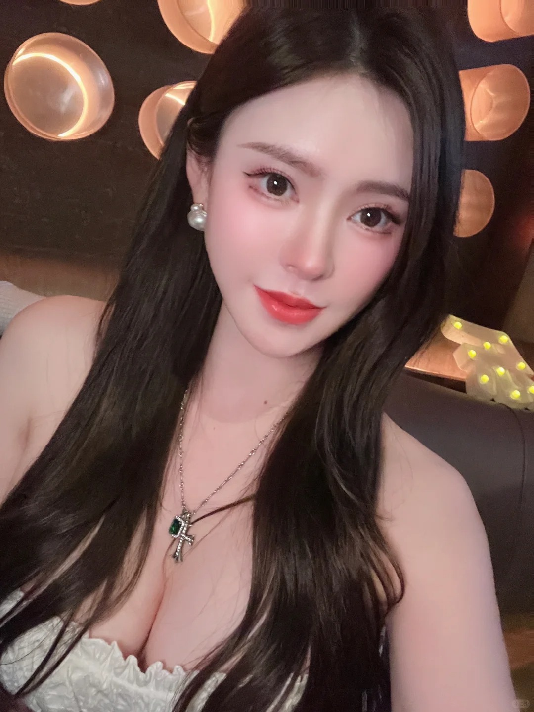 钱流向了不缺钱的人，爱流向了不缺爱的人
这是人性使然