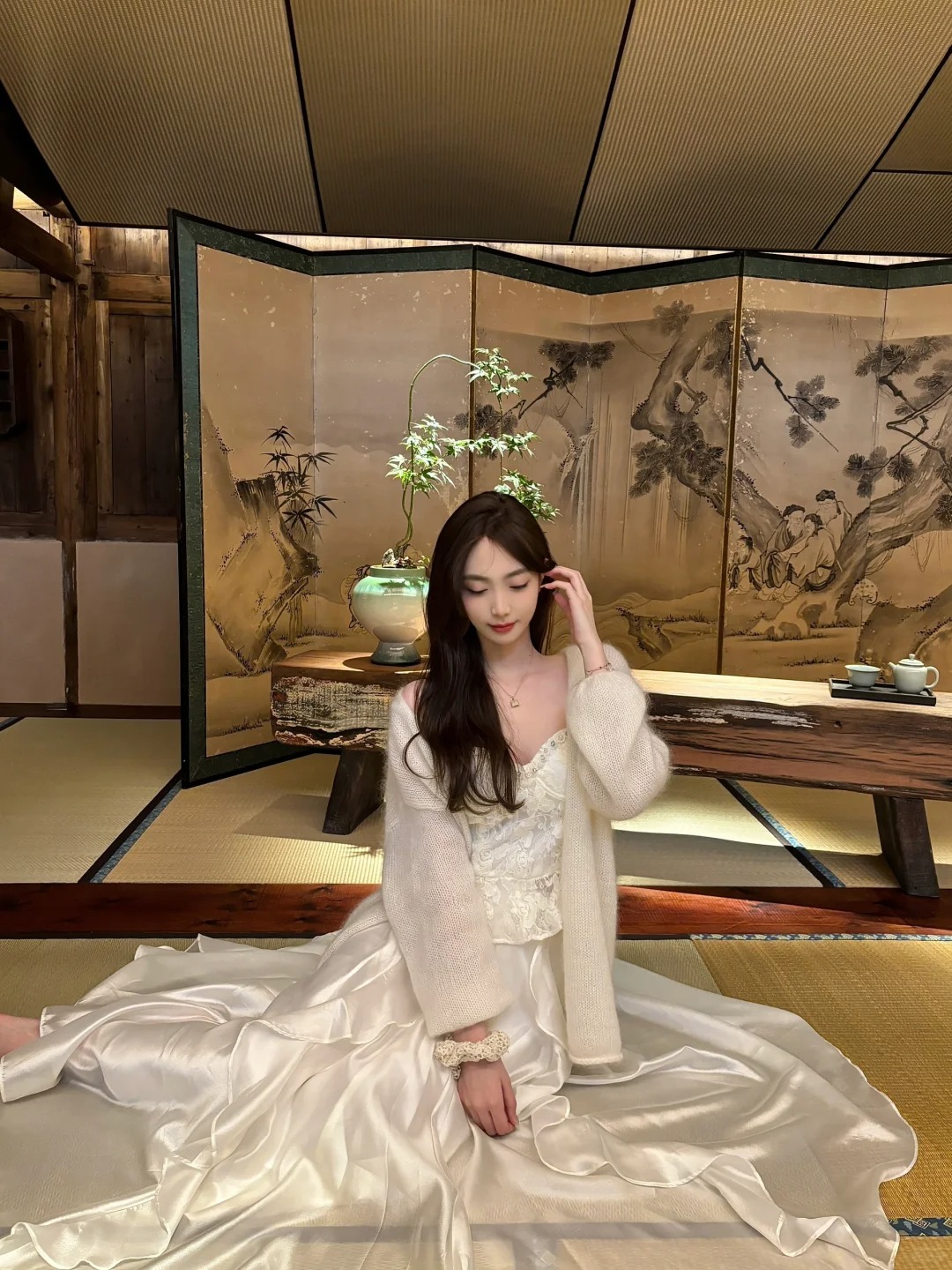 🍃庭欢茶叙
和闺蜜来吃这家素食
环境还蛮雅致的
只有套餐制 可以提前预约榻榻米