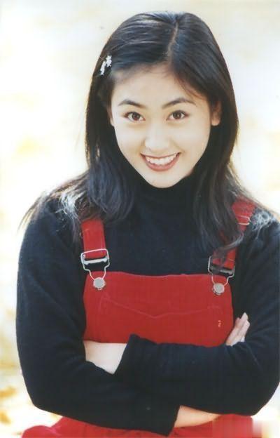 娱乐圈回族女星盘点:刘诗诗、金晨均是回族,谁让你最意外?(回族女明星有谁)-第8张图片-九妖电影 娱乐圈回族女星盘点:刘诗诗、金晨均是回族,谁让你最意外?(回族女明星有谁)-第8张图片-九妖电影
