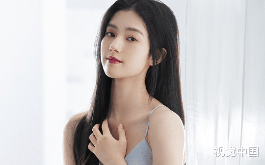 姐姐车祸死后姐夫立马要二婚，我没闹，婚礼当天给他和新娘一份大礼