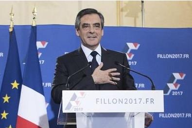 法国还有未来吗？触目惊心的三大危机，让法国正在慢慢崩塌！ 

 "浪漫之都巴黎，