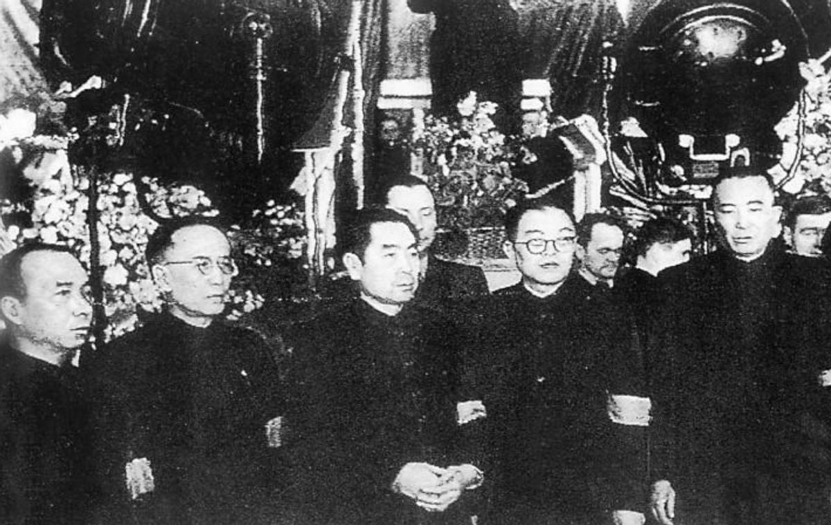 上世纪50年代，周总理出席斯大林的葬礼，突然提出了一个“不合时宜”的要求，那就是