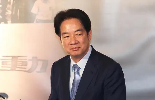 网友说，不想理“台独”柯文哲的死活，只关心统派高安国的安危。

我说，如果连曾经