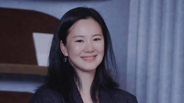 影后咏梅选择丁克背后的真相，让人难以置信！