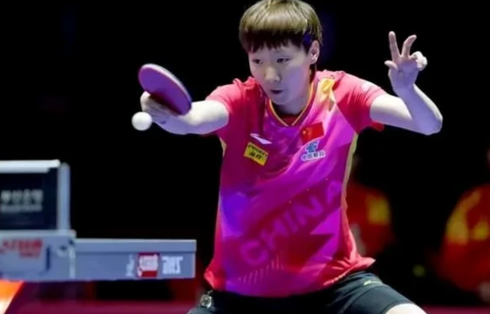 面对镜头，王曼昱终于发声：
1、我们是一个整体，我们的赢球宗旨是国家利益高于一切