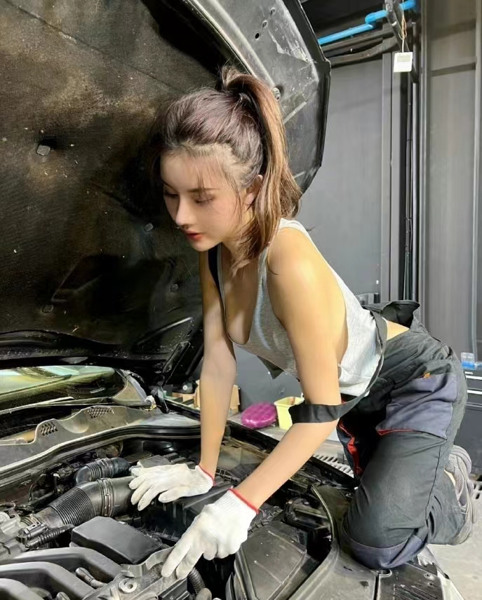 修车这行，女孩子很少见