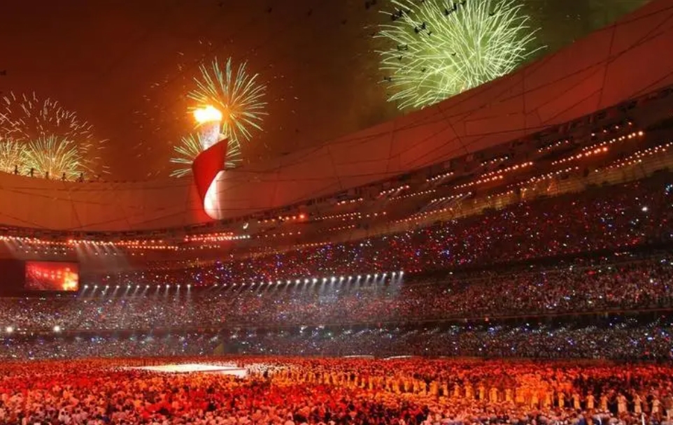 08年北京奥运会，我在北京一家国企实习，还剩下最后两个月考核期，顺利的话，我就能