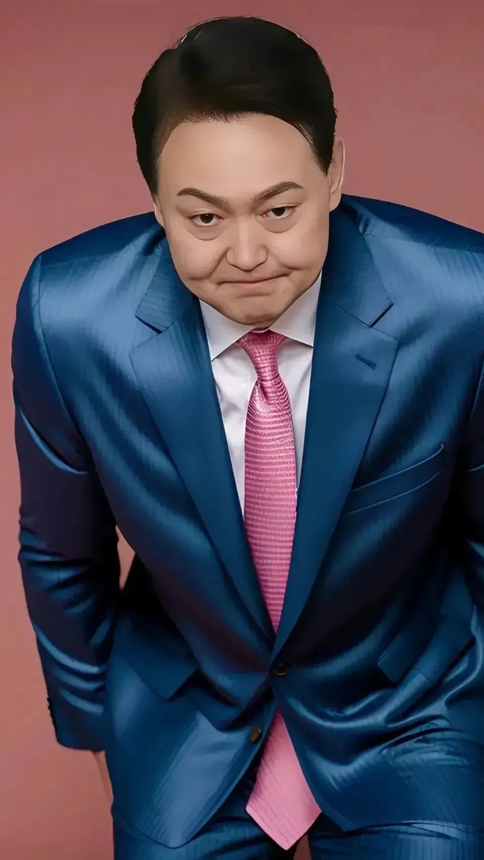 外媒最新消息，金善镐代国防部长，在1月4日表示首都警卫处下令拘捕正在公休中的国防