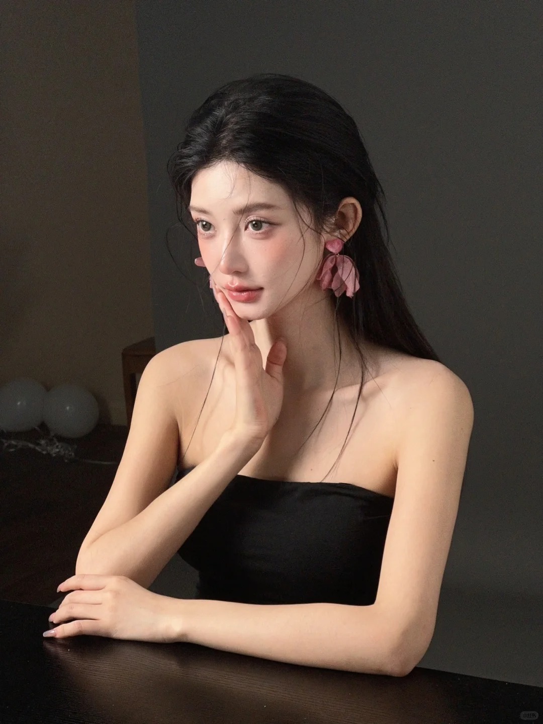 打了眉骨：真香
打了眉骨下来也半年了，经历了回落期
每天照镜子一直以为效果不明显
