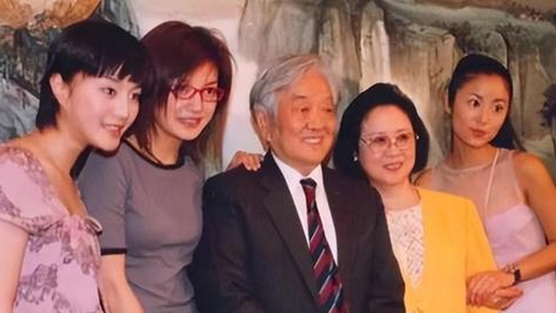 琼瑶留下25亿遗产曝光！4个儿女3个反目，巨额遗产争夺战或将打响
