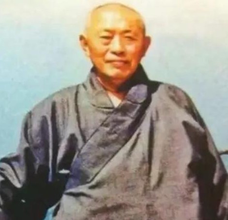 和尚杀敌一百多，参加开国大典

                        