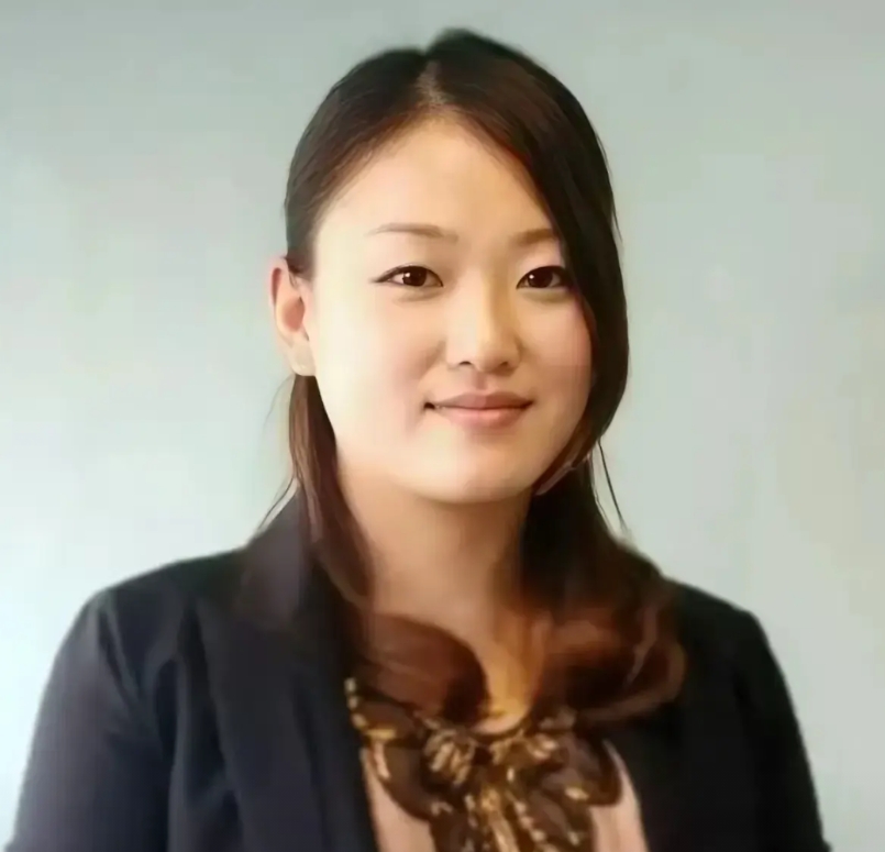 网络上最近关于“西红柿”的热议，再次将奶茶妹妹与之进行比较，不免让人感叹两者的差