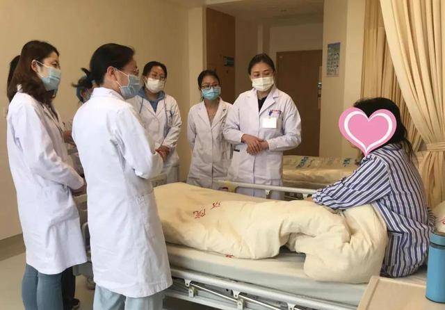 医院中的百态人生：人性与情感的真实记录