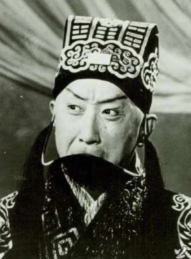 马连良是京剧老生马派的创始人