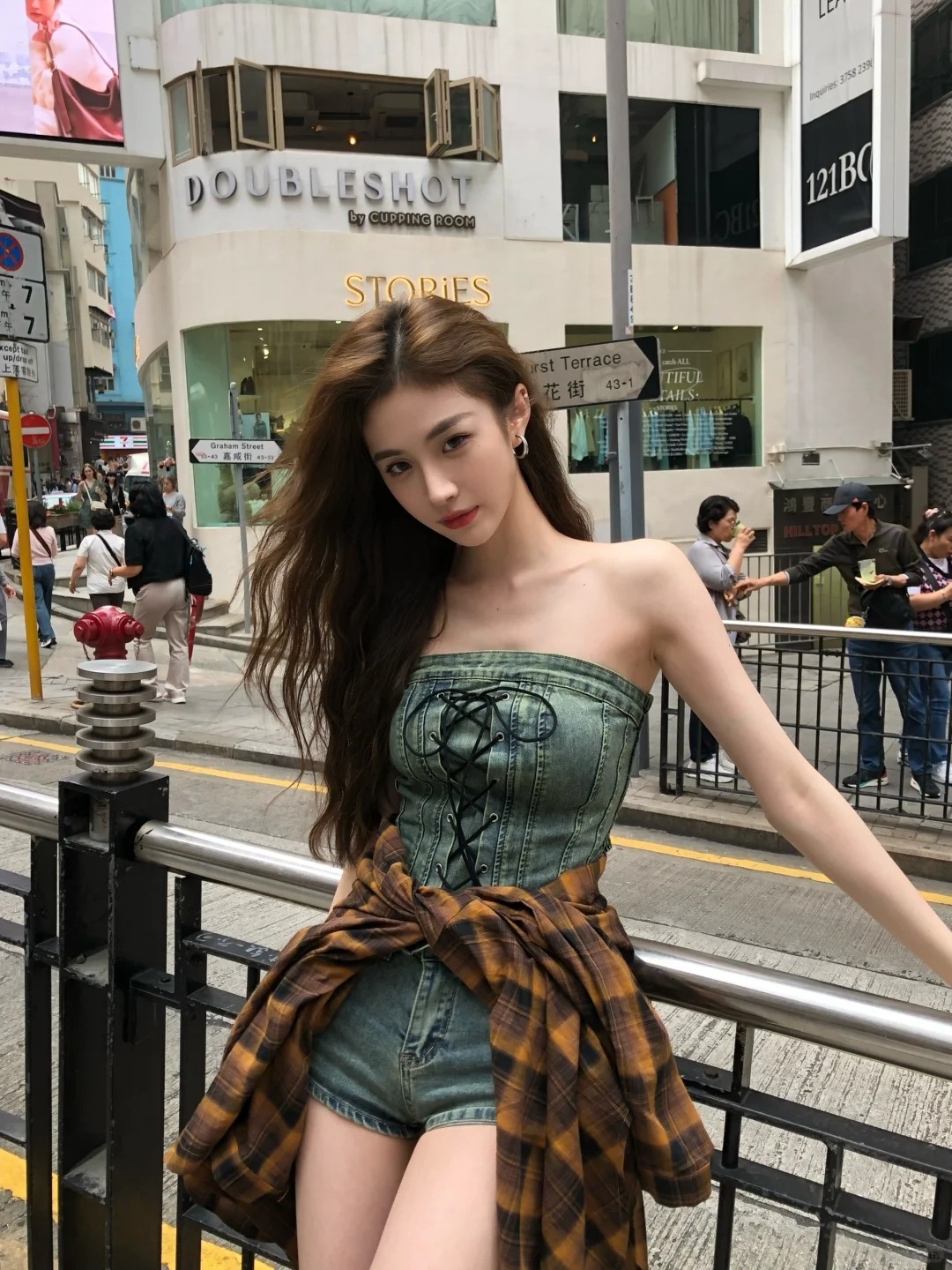 🇭🇰HK
几乎每周都来一次HK
每条街道都很好拍
蛋卷头搭配我的发色显得有点