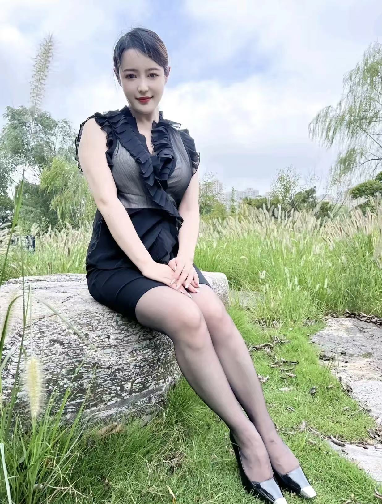有没有离我城市近的大叔来找我啊哈哈哈哈