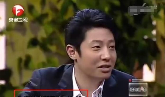 1998年，撒贝宁参加央视的面试时，负责人肖晓琳一见到他，便立刻回到办公室并关上