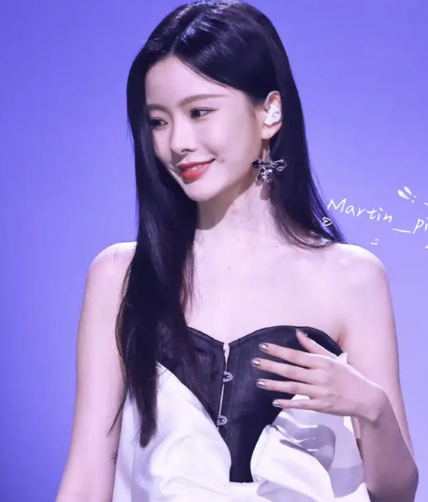 陈卓璇音乐缘计划原图直出，好闪好甜
