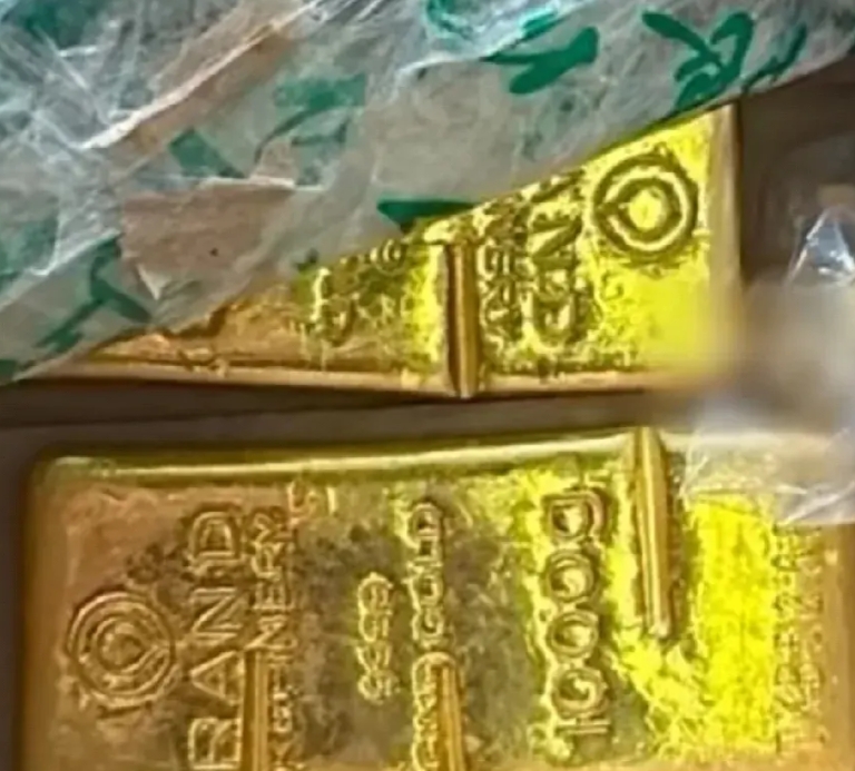 天上掉馅饼！女子网购6克黄金，到货变成2000克！12月19日，浙江台州一女子报
