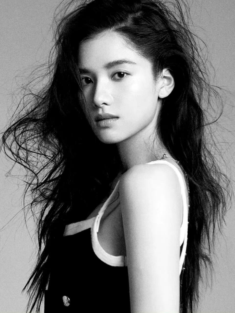 张婧仪又温柔又磅礴