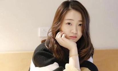 齐如意是一位备受瞩目的年轻演员